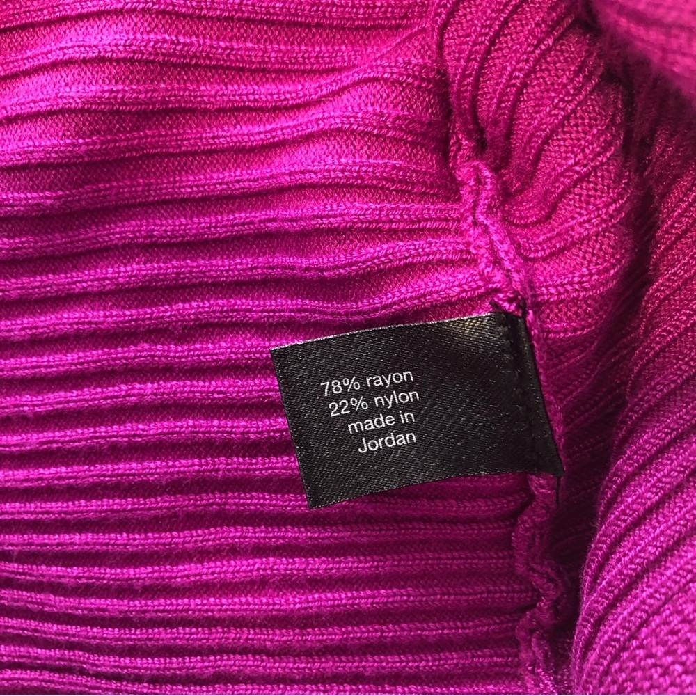 Lane Bryant 18/20 Fuchsia Cross Rib Boat Neck Pullover Sweater - Picture 7 of 10